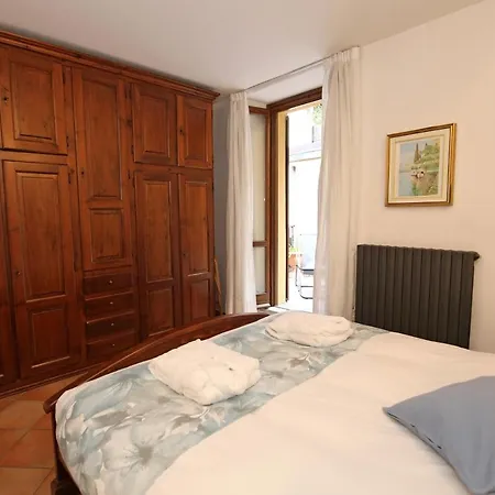 Mella Al Porto - With Terraces Near The - Parking Apartman *