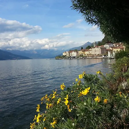 Mella Al Porto - With Terraces Near The - Parking Bellagio